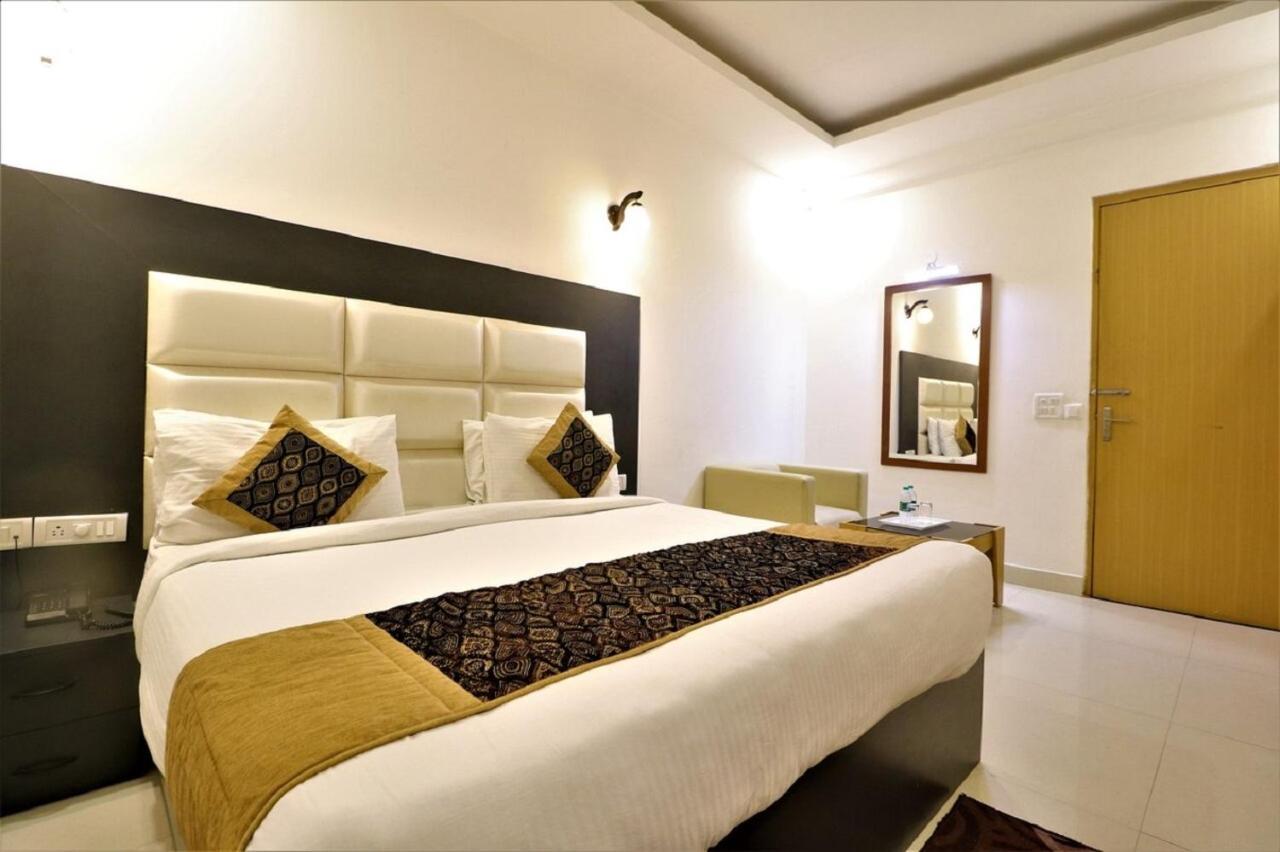 Aerocity Hotel Jindal Palace Delhi- A Well Hygiene Property"All Staff Vaccinated " Nové Dillí Exteriér fotografie